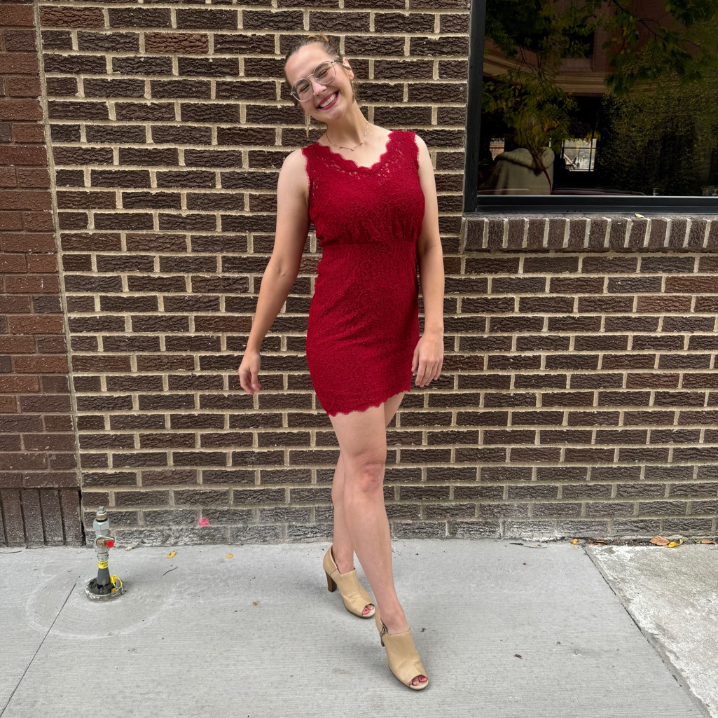 Adrianna Papell Red Scalloped Lace Dress Medium Mini Length Cocktail Dress